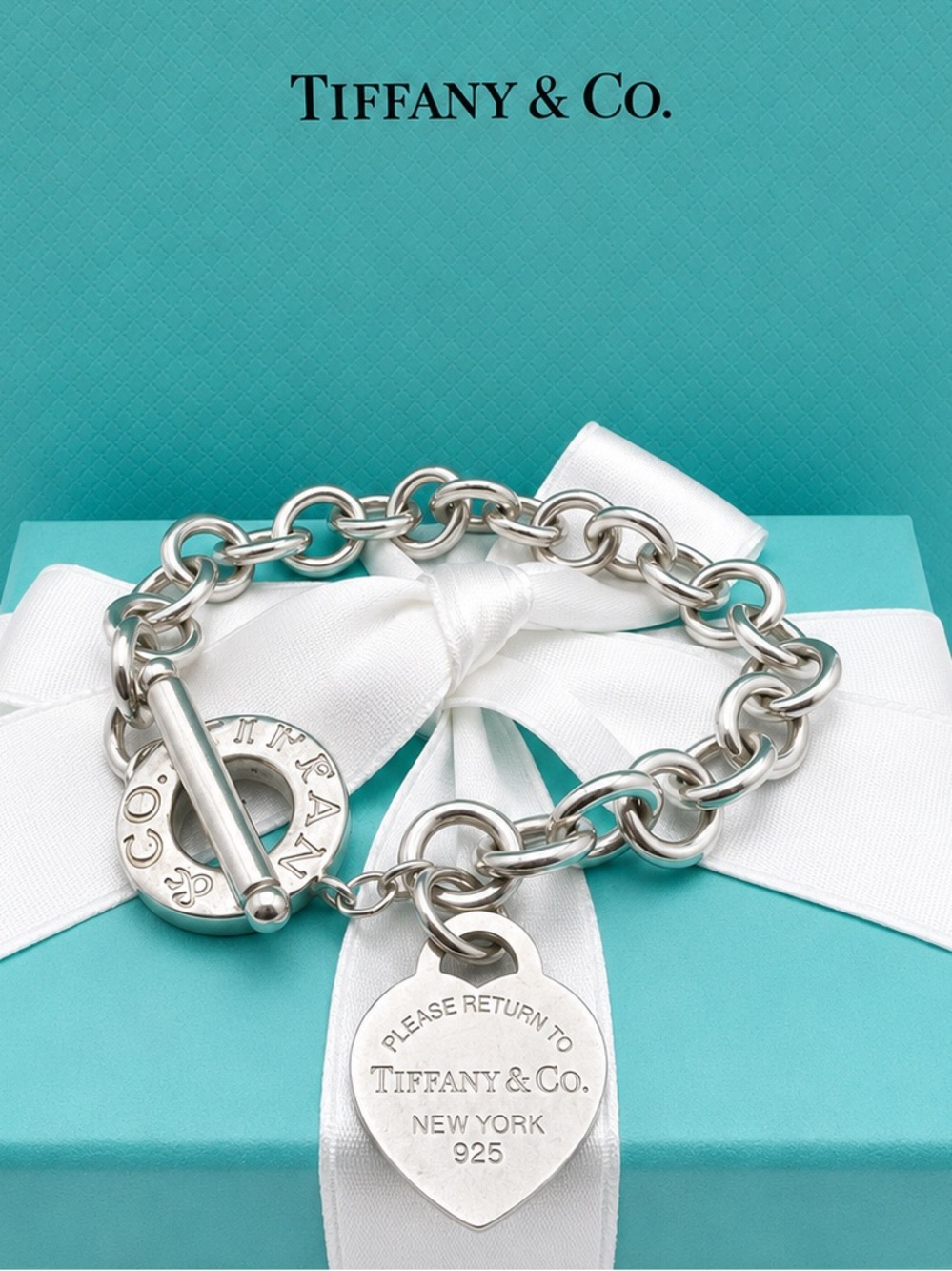 Tiffany & Co. Return to Tiffany Heart Tag Toggle Bracelet Sterling Silver Gift - Picture 7 of 11